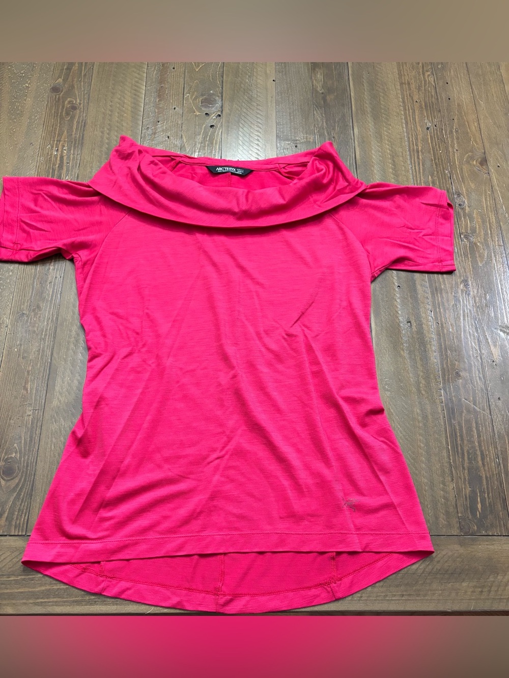 Arc'teryx Women's Off-Shoulder Short Sleeve Cowl Neck Top in Bright Pink